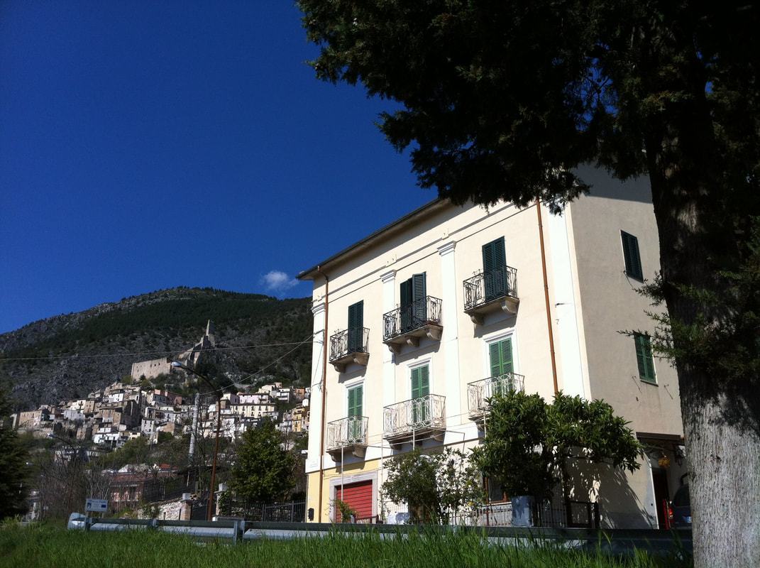  A photograph of la La Rocca Mia House today in Roccacasale, Italy.